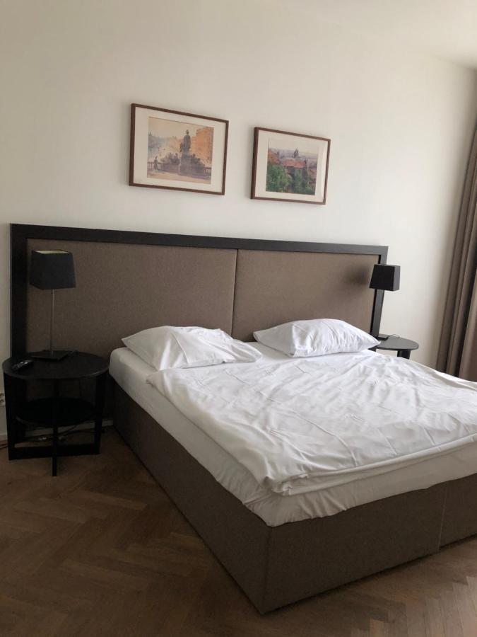 James Hotel & Apartments Praha Bagian luar foto